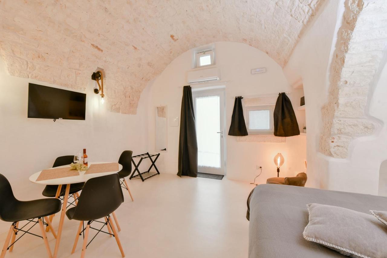 Casa Flami 2 Apartment Ostuni Bagian luar foto